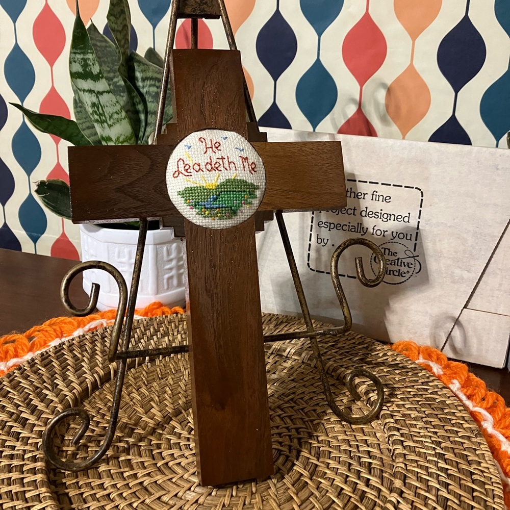 "He Leadeth Me" Vintage Wooden Cross w/Cross Stitch Accent